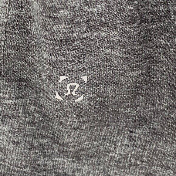 Lululemon T.H.E. Short Linerless 9" Heathered Texture Printed Mercury Deep Coal - Picture 5 of 6